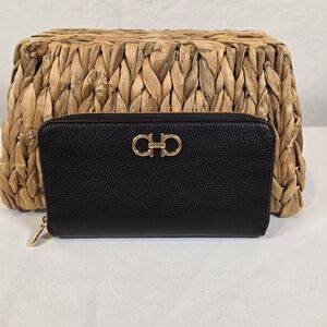 Ferragamo Gancini Continental Wallet Womens